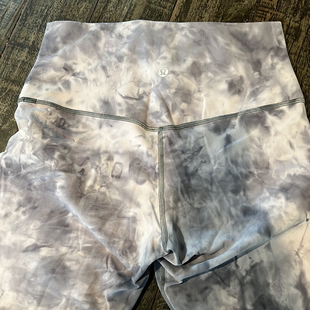🍋 NWOT Lululemon Align Hi Rise 25” Leggings never worn🍋 - Picture 4 of 5